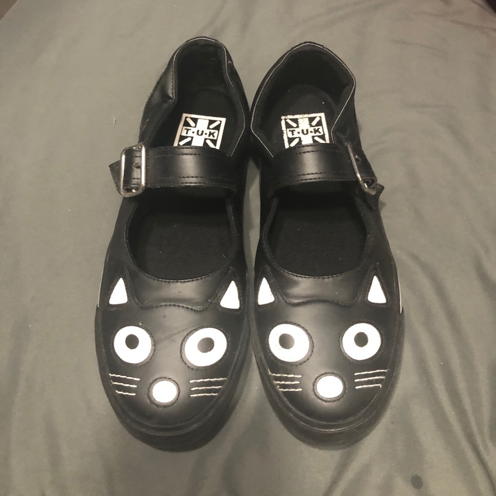 Black Kitty Face VLK Mary Janes by TUK